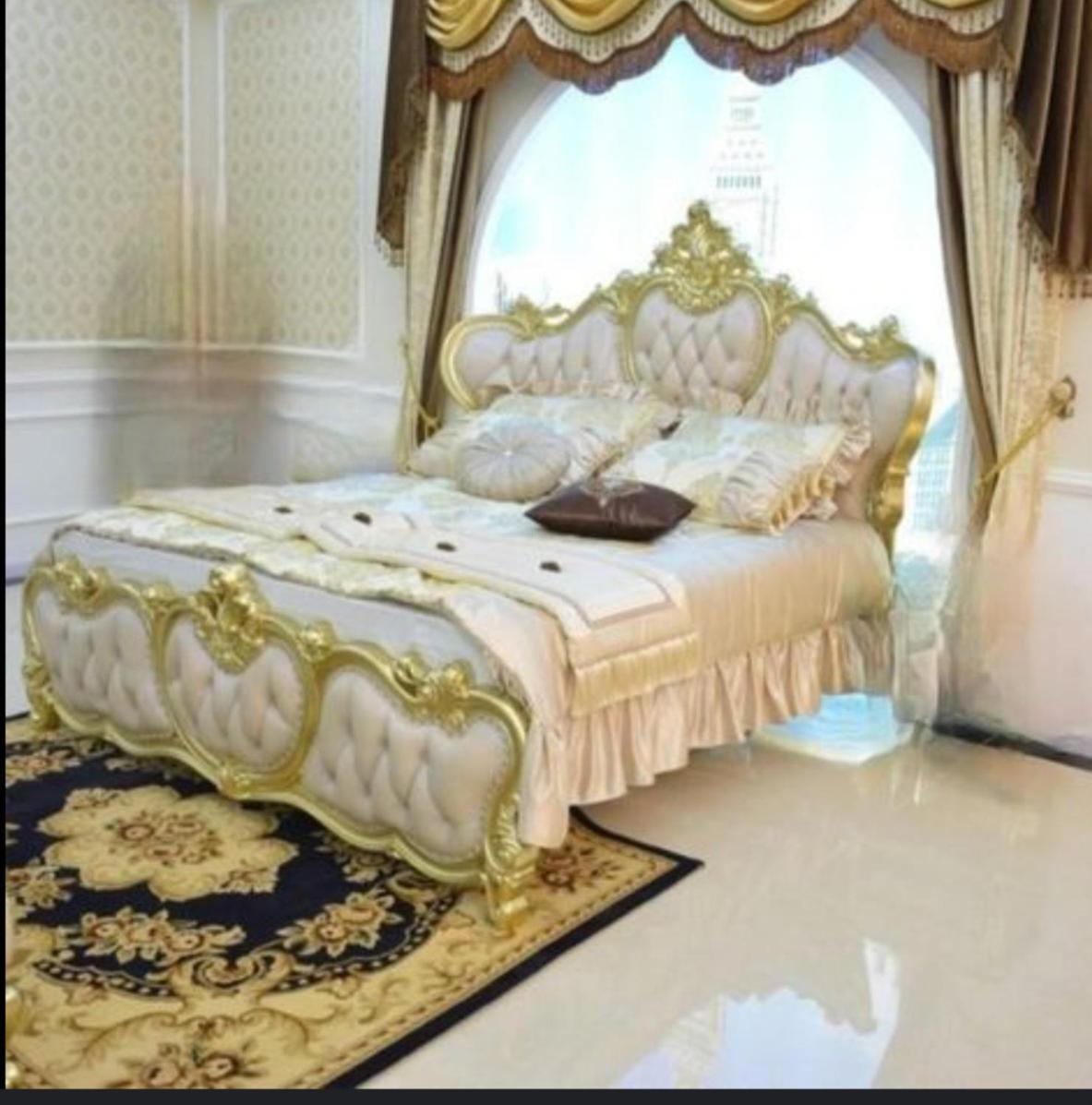 Empress Madani Palace Hotel Surrey Eksteriør billede