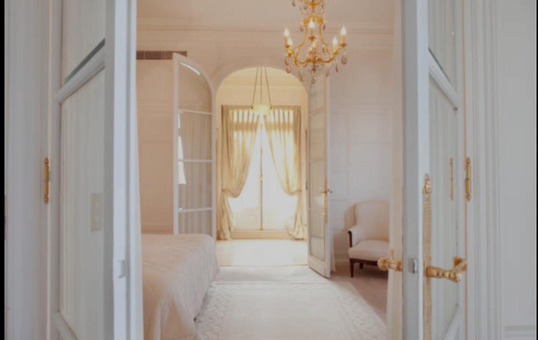 Empress Madani Palace Hotel Surrey Eksteriør billede