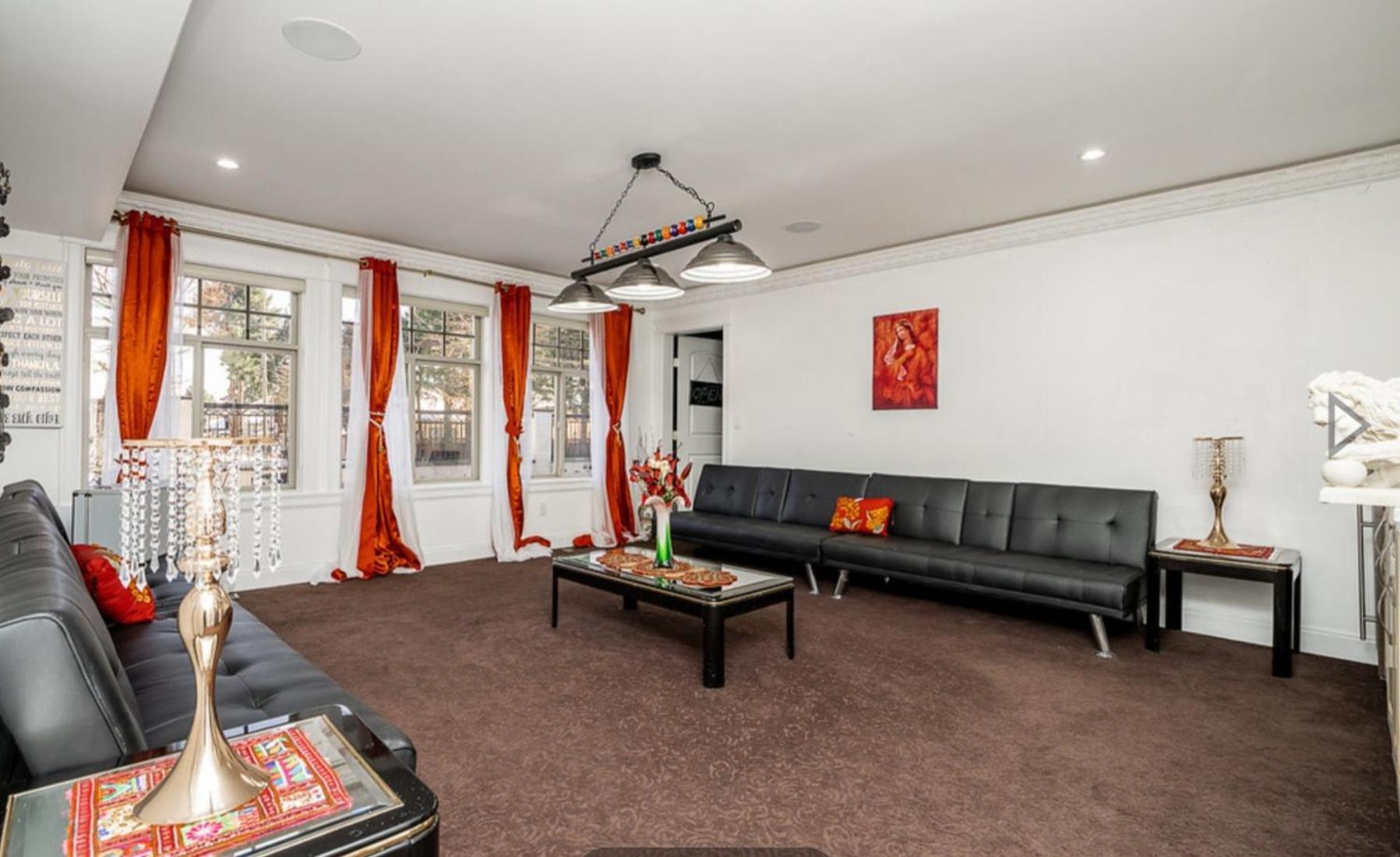Empress Madani Palace Hotel Surrey Eksteriør billede